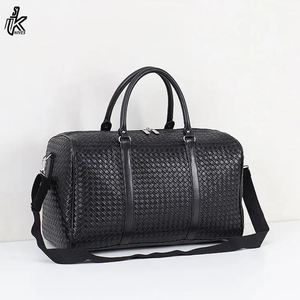 Sac de voyage en cuir PU tressé noir de grande taille avec logo personnalisé 2023, sac de voyage pour homme imperméable pour le week-end - Product Image 2