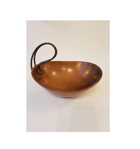 Cuenco de madera para servir de mesa, tamaño personalizado, producto más vendido, cuenco de madera con mango de metal - Product Image 1
