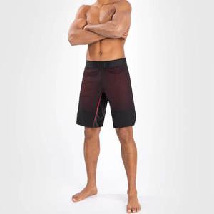 Shorts MMA double couche de haute qualité, logos personnalisés, designs OEM, respirants, séchage rapide, 100% coton, unisexe, fabriqués au Pakistan - Product Image 1
