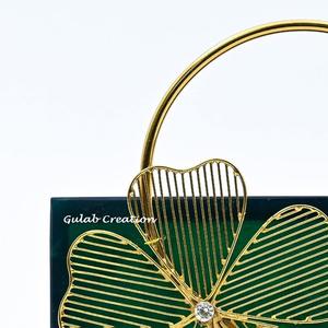 Pochette en résine faite à la main avec motif de fleurs en métal Forme personnalisée Art et décoration d'intérieur à collectionner Marque ZAM ZAM IMPEX - Product Image 4