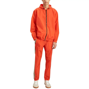 Conjunto deportivo ligero para hombre, chaqueta con capucha y cremallera, pantalones transpirables de secado rápido, estilo urbano. - Product Image 1