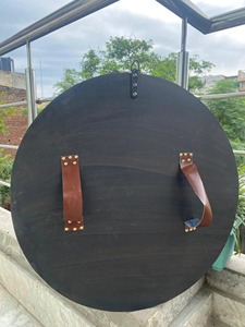 Boucliers en bois Boucliers vikings médiévaux Cosplay Jeu de rôle Viking avec boucliers personnalisables nordiques sculptés par le fabricant de couteaux - Product Image 6