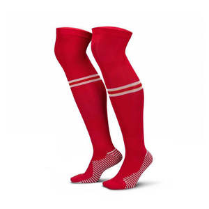 Chaussettes antidérapantes douces pour hommes - Respirantes, séchage rapide, style sportif décontracté, pour un usage quotidien et sportif - Product Image 1