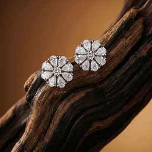 Pendientes de Diamantes Cultivados en Laboratorio con Diseño Floral en Forma de Pera, Oro Blanco, Joyería Fina de Lujo, Regalo para Mujer - Product Image 3