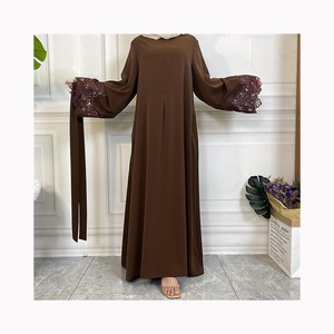 Abayas musulmanes 2 pièces de luxe en diamant, ensemble personnalisé, élégance modeste abaya en strass avec glissades intérieures en satin blanc - Product Image 6