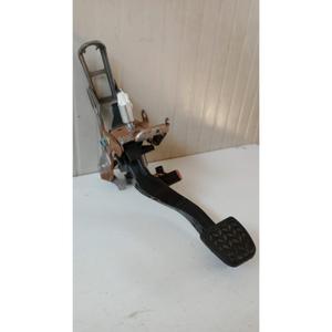 Pedale della Frizione per TOYOTA Serie Yaris (17>20) 1KR - Product Image 2