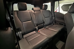 SUV Todoterreno Turbo Diésel 2024 |   Transmisión Automática |   Vehículo de Lujo de Primera Edición de Alta Resistencia - Product Image 6