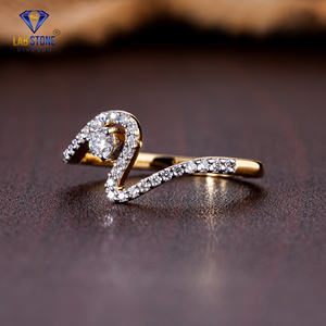 Lab-Stone Party Wear Bague en diamant 0.287 TDW Diamant taille ronde Or jaune Couleur EF-VS - Product Image 2