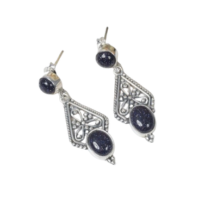 Pendientes de piedra solar azul, pendientes de tuerca de piedras preciosas de Plata de Ley 925, joyería hecha a mano, diseño de piedra natal de junio, regalo para ella - Product Image 1