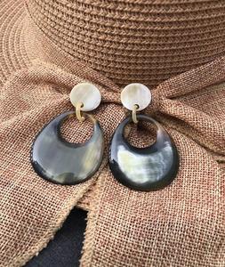 Pendiente de cuerno moderno para fiesta de boda y pendiente de cuerno de búfalo brillante pulido para mujer pendiente joyería de cuerno para la venta - Product Image 2