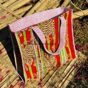 Sac de shopping en coton imprimé floral fait à la main, grand sac de shopping, sac fourre-tout en coton, cadeaux abordables pour femmes - Product Image 6