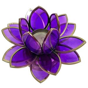 Ensemble de 2 lanternes porte-bougie en métal blanc et or en forme de famille de cerfs, pour décoration de table de Noël - Product Image 1