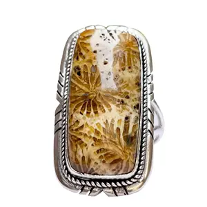 Fornitore di fabbrica nuova collezione di prezzi corallo fossile garza gemma bohémien solido argento Sterling 925 ultimi anelli da donna alla moda
