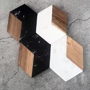 Sous-verres de luxe en bois et résine, fabrication artisanale unique, décoration de table, matériaux naturels de qualité supérieure, ensemble cadeau, utilisation à domicile ou au bar - Product Image 2