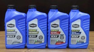 Aceite de Motor Sintético Super Tech SAE 5W-30, 5 Cuartos, API SN, para Auto y Motocicleta - Product Image 4