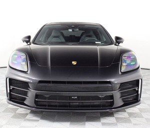 2024 P O R S C H E Panamera 4 AWD ใช้ทำความสะอาดพวงมาลัยซ้ายเครื่องยนต์เทอร์โบเบาะหนังสีดำภายในยาง R19