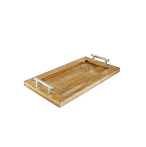 Fantástico diseño de forma personalizada bandeja para servir bandeja de madera de la mejor calidad con asas de proveedores de venta al por mayor - Product Image 1