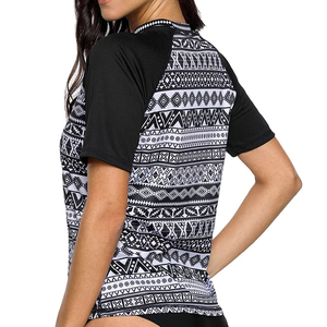 Camiseta deportiva de ocio informal de verano para mujer personalizada de alta calidad con cuello estampado y logotipo bordado, camisetas para mujer - Product Image 3