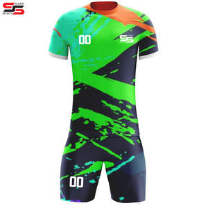 Ensembles d'uniformes de football personnalisés en gros d'usine Kit de maillot d'été et d'hiver en polyester unisexe avec impression pour adultes - Product Image 5