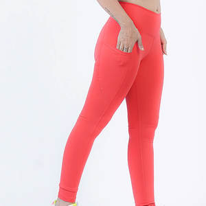 Leggings de Yoga para Mujer, Transpirables, Sin Costuras, Sublimados Personalizados, Pantalones Deportivos de Nailon de Alta Gama para Gimnasio, Modelo Femenino - Product Image 2
