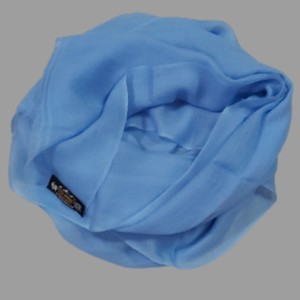 Pashmina de lana clásica Merina para mujer, accesorio versátil para primavera y otras estaciones - Product Image 1