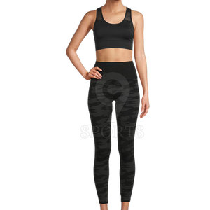 กางเกงเลกกิ้งสไตล์แฟชั่นเอวปานกลางของผู้หญิงกางเกงลายพื้นขายส่งจากปากีสถาน - Product Image 1