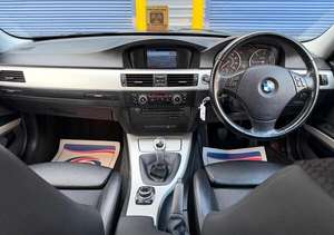 BMW SERIE 3 USADO CON VOLANTE A LA IZQUIERDA/DERECHA - Product Image 3