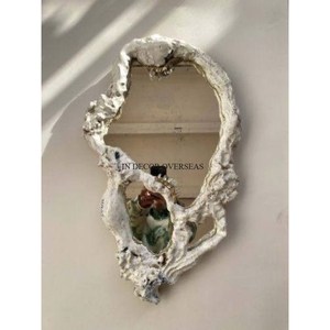 Espejo de pared de forma Irregular de Metal resistente con recubrimiento en polvo de Color blanco más exigente suministros de decoración para el hogar y la sala de estar - Product Image 1