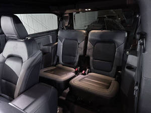 ฟอร์ด บรองโก แบล็ค ไดมอนด์ ปี 2024 สภาพดี ใช้งานน้อย - Product Image 5