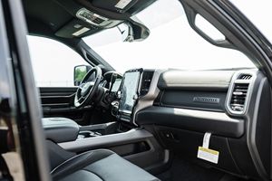 2024 R A M 2500 AEV Prospector XL 4x4 Cummins Turbodiesel, puissance, 4 roues motrices, modifications de véhicules d'expédition américains - Product Image 5