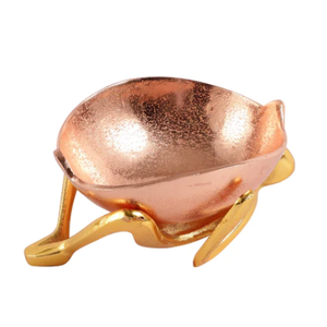 Ensemble de bols de service en métal doré rose faits à la main de style moderne nouveau technique de polissage écologique pour fruits légumes chocolat - Product Image 1