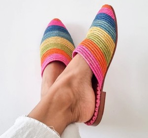 Rafia SandalsRafia Zapatos, zapatillas hechas a mano, arcoíris sandalias, arcoíris zapatos - Product Image 1