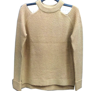 Pull à manches longues pour femme en acrylique, élasthanne et nylon, épaules dénudées, coupe simple, silhouette évasée, décoration à trous, ÉLÉGANTE - Product Image 1