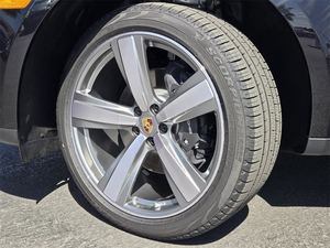 LISTO PARA ENVIAR 2025 P0RSCHE MACAN - Product Image 4