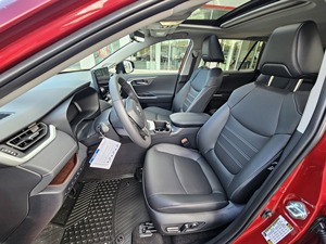 Toyota Rav4 Limited AWD Usado 2024 - Product Image 2