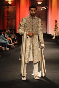 Elegante bordado novio Sherwani chaqueta pantalón y estola 2024 boda adornado con cuentas de cristal y trabajo Dabka de talla grande - Product Image 2