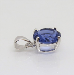 Pendentif Charme en Argent Sterling 925 Fait Main avec Pierre de Naissance Bleue Vintage, Sertie à Griffes, Tanzanite Taillée - Product Image 2