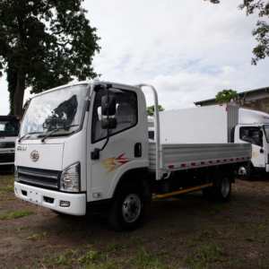 SINOTRUK HOWO <span class=keywords><strong>Camion</strong></span> Cargo Diesel 4x4 à 4 roues motrices, Volant à droite, à plateau‑ridelles - Product Image 4