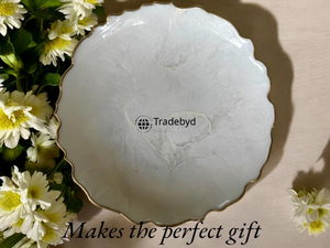 Bandeja de Resina Hecha a Mano, Plato de Arte Moderno para Servir en la Cocina, Comedor y Regalos Premium Tradebyd - Product Image 4