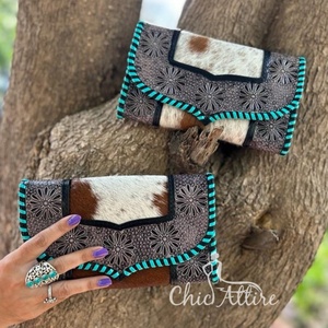 Portefeuille à lacets Turquoise en cuir repoussé pour femmes portefeuille en cuir de vachette véritable point à la main cheveux occidentaux sur portefeuille de carte de crédit caché - Product Image 1