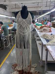 Les vêtements pour femmes au crochet 100% coton fabriqués à partir de cordon de coton peuvent être teints sur mesure selon vos spécifications - Product Image 2