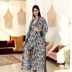 Women's <b>White</b> Black Floral Print <b>Silk</b> Sari Kimono Cami Set Chiffon Fabric Top One Size Fit - Product Image 2