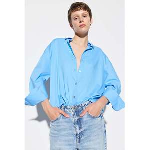 Blusa Casual Oversize de Satén con Logotipo Frontal, 100% Algodón, Manga Larga - Product Image 1