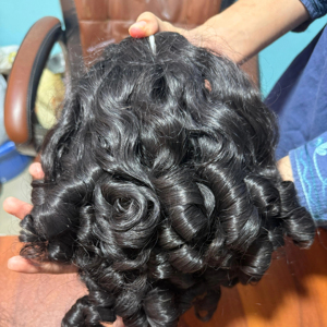 Haute qualité vierge indien bébé Curl cheveux humains de qualité 6A vente en gros non transformés 100 pour cent extensions de cheveux bouclés naturels faisceaux - Product Image 1