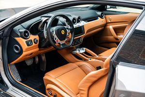 รถเฟอร์รารี่ FF ปี 2012 สภาพดี ราคาคุ้มค่า - Product Image 2