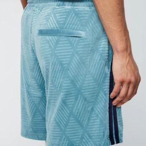 Durable <b>Men's</b> Mesh <b>Shorts</b> - <b>Lightweight</b> Design, Ideal for Running, Training, and Athletic Activities - Product Image 3