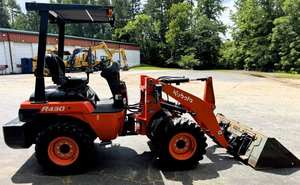 Chargeuse sur pneus KUBOTA R430 à vendre - Product Image 2