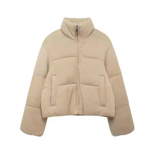 Manteau d'hiver élégant à la palangre avec revers classiques et intérieur chaud, coupe-vent, option élégante pour les jours froids - Product Image 4