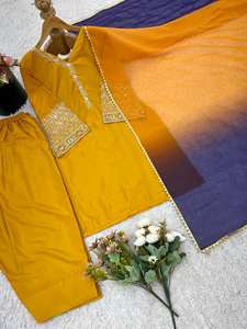 Salwar Kameez de Seda Satén Natural, Completamente Cosido, Listo para Usar, Bordado con Lentejuelas, Mangas Largas, Reversible, Moderno para Fiestas - Product Image 4