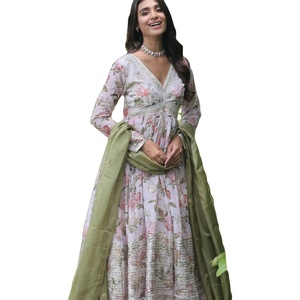 นักออกแบบล่าสุดชุดปักผ้าไหม Georgette พิมพ์โดย Fab Zone - Product Image 1